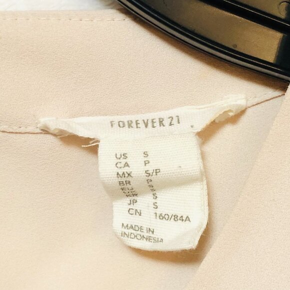 Forever 21 Nude Sheer Short Sleeve Blouse - Picture 3 of 5